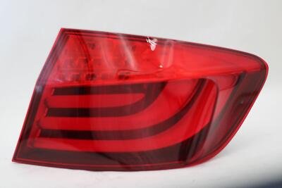 2011-2013 BMW 535I Tail Light Assembly Right Passenger Side Quarter Panel Mount