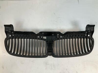 2006-2008 BMW 750I Grille Upper Front OEM 51137145738 - Image 3