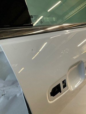 2019-2024 GMC SIERRA 2500HD Front Door Right Passenger Side OEM White - Image 2