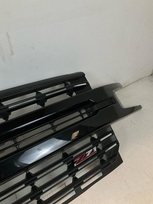 2019-2021 CHEVY SILVERADO 1500 Grille Z71 Front Grille OEM 84493318 - Image 4