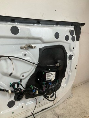 2014-2018 TESLA S Front Door Right Passenger Side OEM Color Code PPSW - Image 9