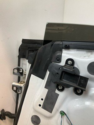 2014-2018 TESLA S Rear Door Right Passenger Side OEM Color Code PPSW - Image 12