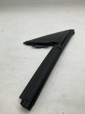 2014-2018 TESLA S Front Vent Glass Window Left Front Driver Side Vent Glass OEM