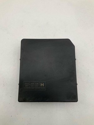 2009-2014 NISSAN CUBE Engine Fuse Junction Box OEM 284B71FC0B