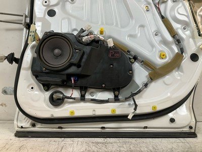 1995-2000 LEXUS LS400 Rear Door Right Passenger Side OEM 6700350905 - Image 16