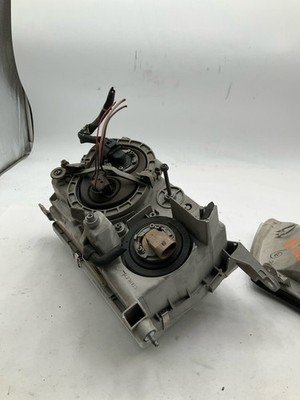1995-1997 LEXUS LS400 Headlight Assembly Left Driver Side with Corner Light OEM - Image 3