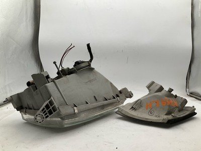 1995-1997 LEXUS LS400 Headlight Assembly Left Driver Side with Corner Light OEM - Image 5