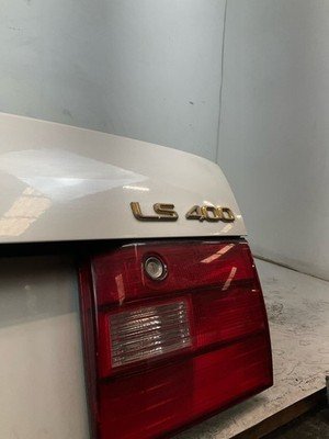 1995-2000 LEXUS LS400 Trunk Decklid Hatch 128k Miles OEM 6440150904 - Image 6