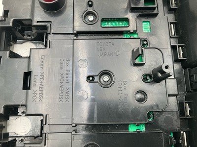 2021-2023 TOYOTA MIRAI Front Console Overhead Dome Light with Sunglass Carrier - Image 5