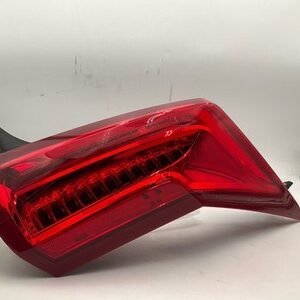 2015-2018 CADILLAC ATS Tail Light Assembly Right Passenger Coupe OEM