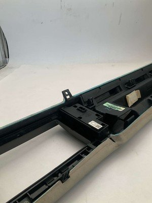 2015 RANGE ROVER EVOQUE Center Dash Trim Panel with Radio Controls Tan Interior - Image 7