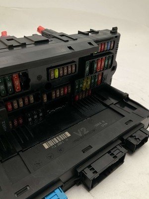 2012 BMW 528i F10 Front Power Distribution Module OEM 925281301 - Image 8