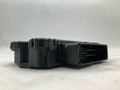 2012-2015 PORSCHE PANAMERA Parking Brake Control Module OEM 97061810909 - Image 4