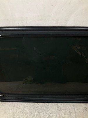 2002-2006 HONDA CRV Roof Sunroof Glass Only OEM 7020059AJ02 Original Honda Part - Image 7