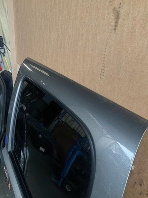 2007-2014 SUBURBAN 1500 Rear Door Left Driver Oriignal Factory Part OEM 22892603 - Image 11