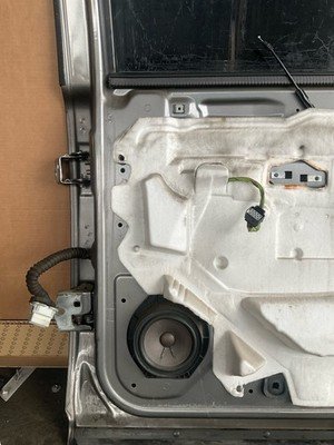 2007-2014 SUBURBAN 1500 Rear Door Right Passenger Greystone Metallic OEM - Image 15