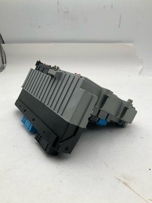 2006 BMW 330i E90 Cabin Fuse Box Power Distribution Control Module OEM - Image 8