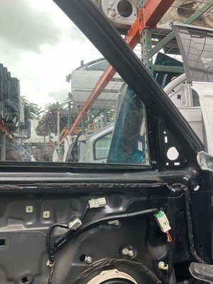 2002-2006 HONDA CRV Front Door Left Driver Side Electric Type OEM 6705059AA90ZZ - Image 12