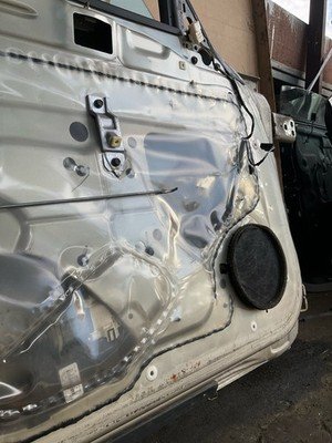 2005 CHRYSLER PT CRUISER Front Door Left Driver Convertible OEM 5067245AE - Image 19