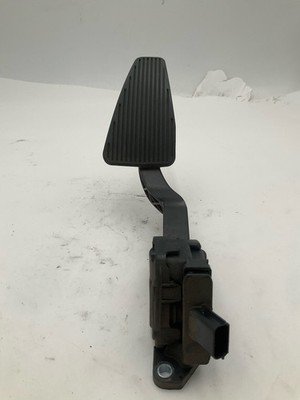 2017 DODGE PICKUP 1500 Gas Accelerator Pedal OEM 68043161AD