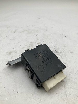 2015-2016 LEXUS ES350 Wiper Control Relay Module OEM 8594033170 with 60k Miles