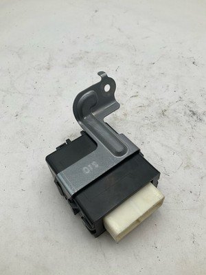 2015-2016 LEXUS ES350 Wiper Control Relay Module OEM 8594033170 with 60k Miles - Image 6