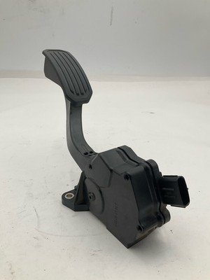 2015-2016 LEXUS ES350 Gas Accelerator Pedal OEM 7811033101 with 60k Miles