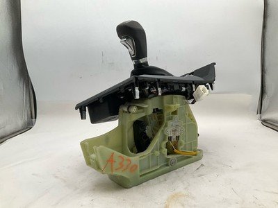 2018-2020 HYUNDAI TUCSON Floor Shifter Assembly with Boot and Knob 2.0L FWD OEM - Image 5