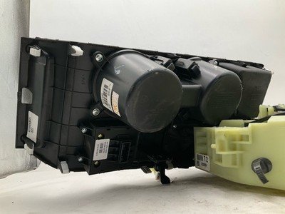 2018-2020 HYUNDAI TUCSON Floor Shifter Assembly with Boot and Knob 2.0L FWD OEM - Image 12