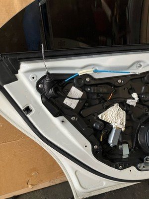 2014-2019 MERCEDES CLA CLASS Rear Door Left Driver 117 Type Privacy Tint OEM - Image 15