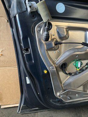 2012-2018 MERCEDES CLS 550 W218 Front Door Left Driver with Regulator OEM - Image 11