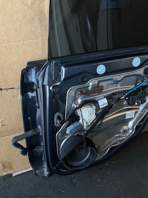 2013-2018 MERCEDES CLS 550 W218 Rear Door Right Passenger w/ Regulator Glass ETC - Image 11