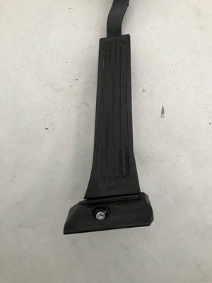 2015 KIA SOUL Gas Accelerator Pedal Original Kia Part OEM 32700B2110 - Image 3