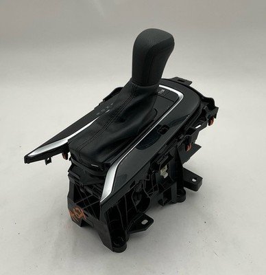 2020-2022 TOYOTA COROLLA Floor Shifter with Know and Trim 42k Miles OEM - Image 2