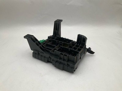 2014 CHEVY SILVERADO 1500 23195440 Body Fuse Junction Cabin Box 4.3L OEM