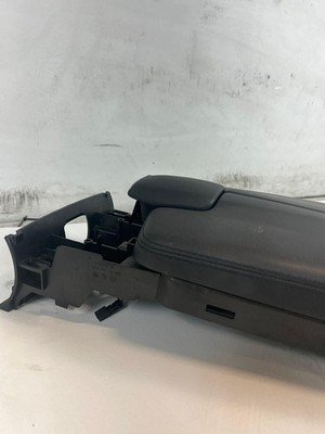 2012-2018 MERCEDES CLS 550 W218 Armrest Center Console Right Passenger Leather - Image 6