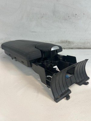 2012-2018 MERCEDES CLS 550 W218 Armrest Center Console Right Passenger Leather - Image 8