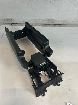 2012-2018 MERCEDES CLS 550 W218 Armrest Center Console Right Passenger Leather - Image 9