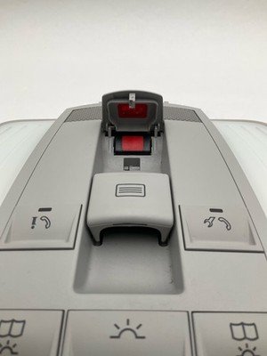 2013 MERCEDES CLS 550 W218 Front Console Overhead Dome Light OEM Tested - Image 4