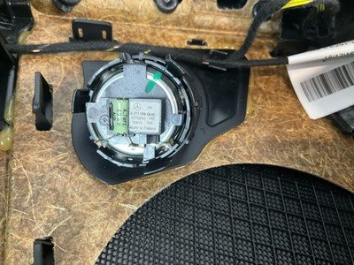 2012-2018 MERCEDES CLS550 W218 Rear Door Trim Panel Left Driver OEM - Image 7