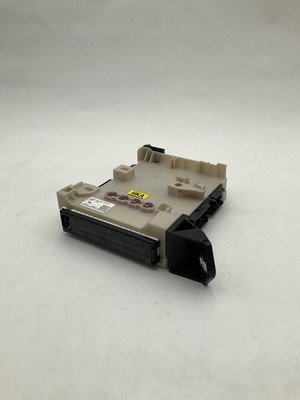 2021-2023 TOYOTA MIRAI Cabin Fuse Box Right Passenger Side OEM 827305A591
