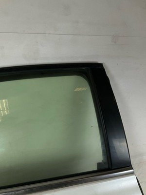 2021-2023 TOYOTA MIRAI Rear Door Right Passenger 090 Oxygen White OEM 28k Miles - Image 2