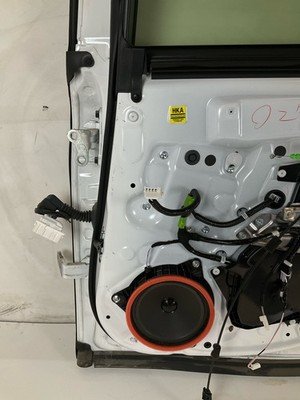 2021-2023 TOYOTA MIRAI Rear Door Right Passenger 090 Oxygen White OEM 28k Miles - Image 13