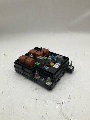 2009 CADILLAC ESCALADE Hybrid Engine Fuse Box 6.0L OEM 2586757101
