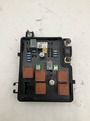 2009 CADILLAC ESCALADE Hybrid Engine Fuse Box 6.0L OEM 2586757101 - Image 2