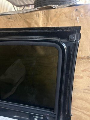 2007-2009 CADILLAC ESCALADE Rear Door Left Driver OEM 20773452 Black Ext - Image 10