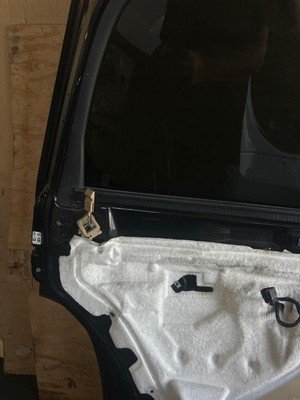 2007-2009 CADILLAC ESCALADE Rear Door Left Driver OEM 20773452 Black Ext - Image 12