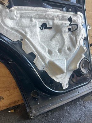 2007-2009 CADILLAC ESCALADE Rear Door Left Driver OEM 20773452 Black Ext - Image 13