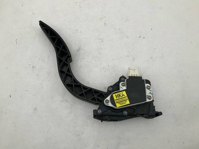 2016 CHEVY SONIC Gas Accelerator Pedal Assembly OEM 96858781 - Image 3