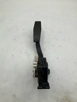 2016 CHEVY SONIC Gas Accelerator Pedal Assembly OEM 96858781 - Image 4